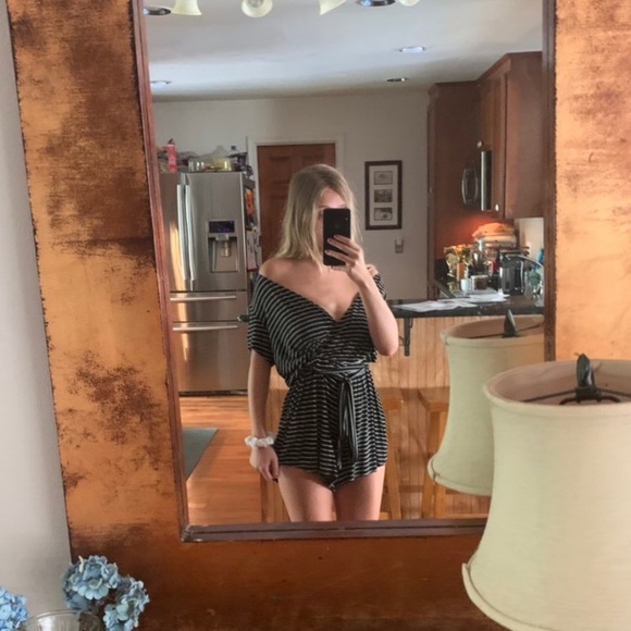 billabong striped low cut romper - Picture 1 of 2